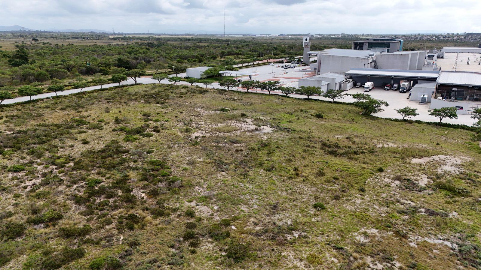 Business 1 - land for sale in Bay West