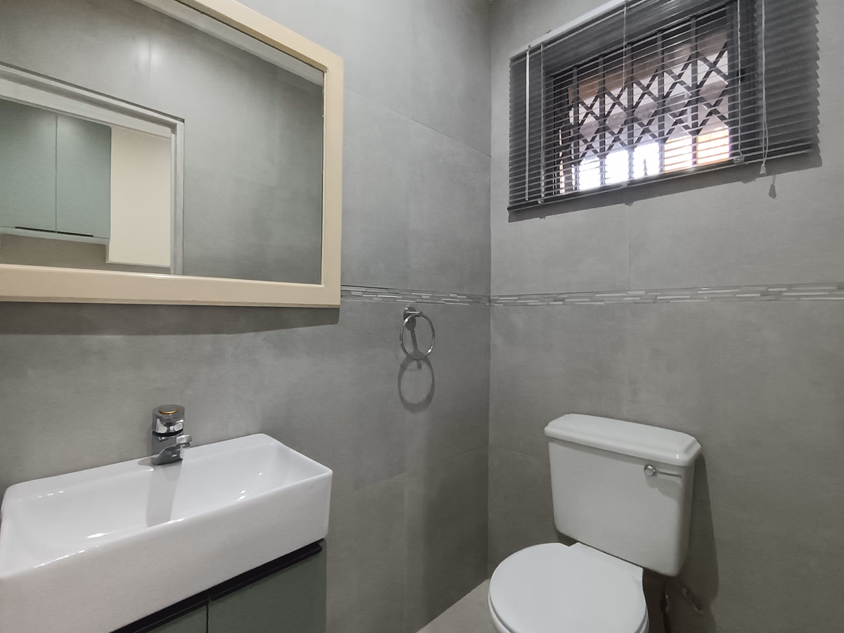 2 Bedroom House Sold in Newlands West