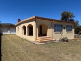 1 Bedroom House For Sale in Abbotsford