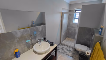 1 Bedroom House For Sale in Newlands West