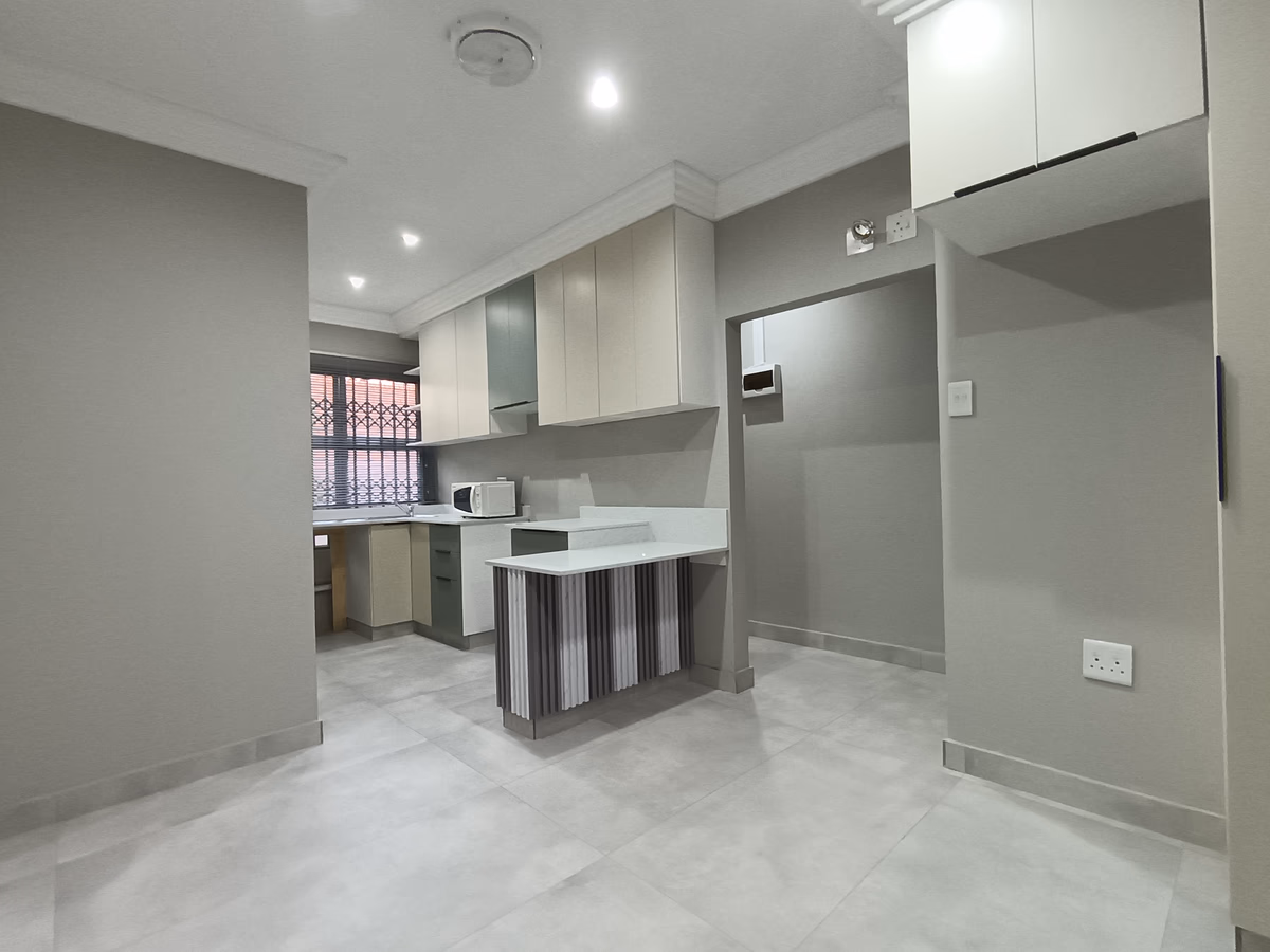 3 Bedroom House For Sale in Parlock