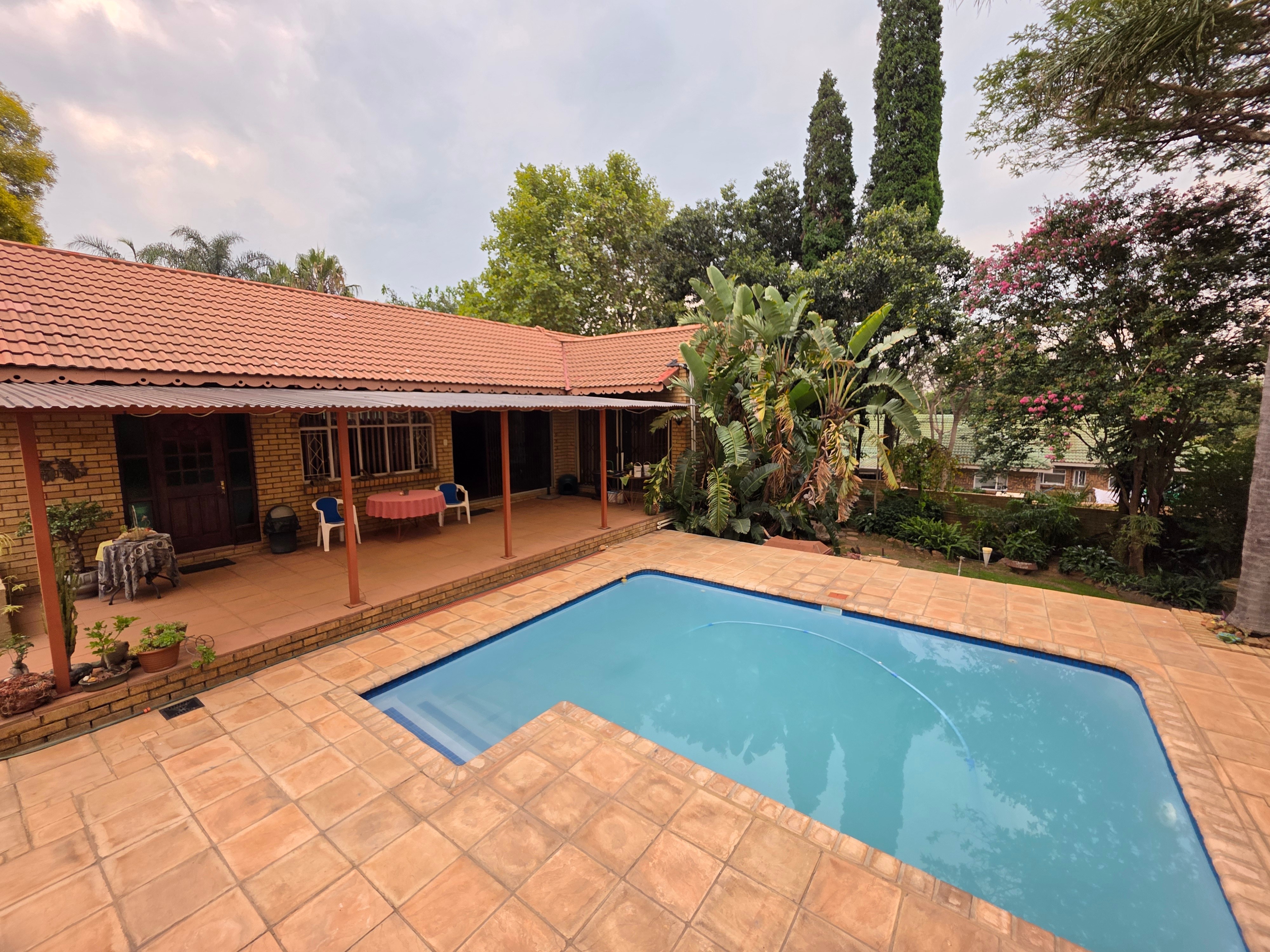 2 Bedroom House For Sale in Parlock