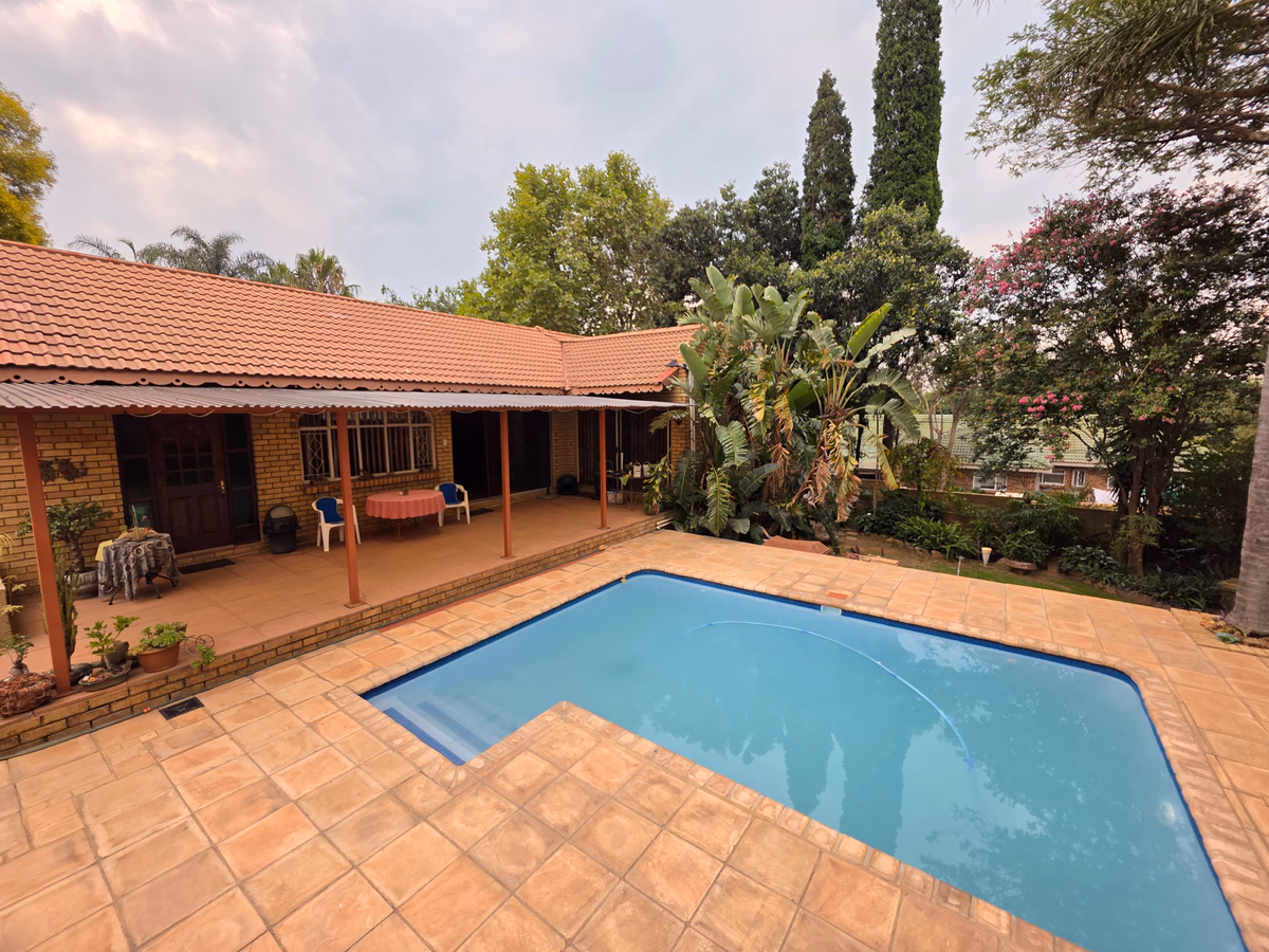 2 Bedroom House For Sale in Parlock