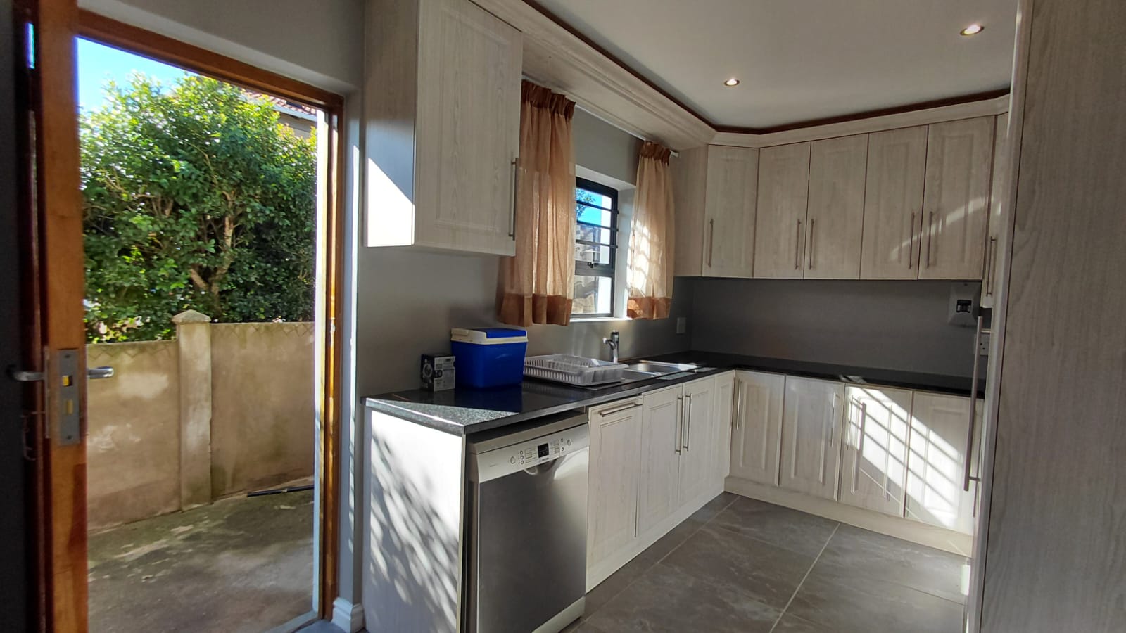 2 Bedroom House For Sale in Parlock