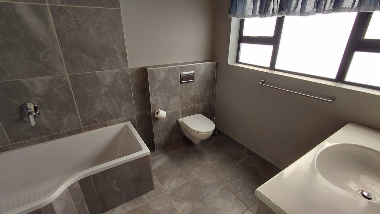 2 Bedroom House For Sale in Parlock