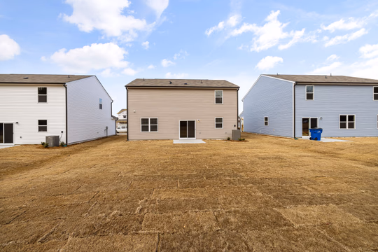 6 Bedroom House For Sale in Mangweni