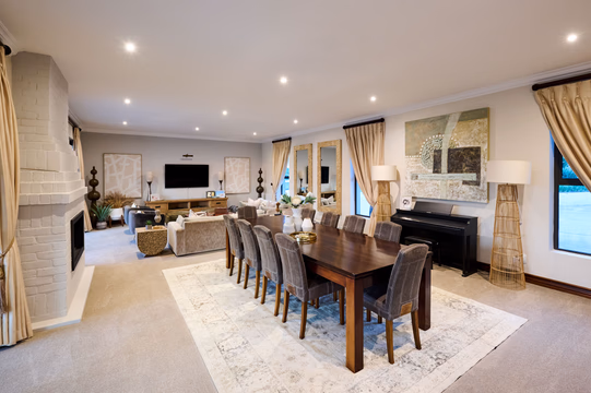 2 Bedroom Apartment For Sale in Ottery