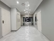 5 Bedroom House For Sale in Parlock
