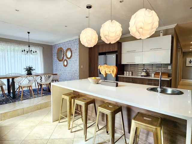 Immaculate Warehouse For sale